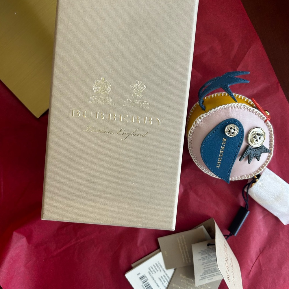 Burberry Silver and Gray Box